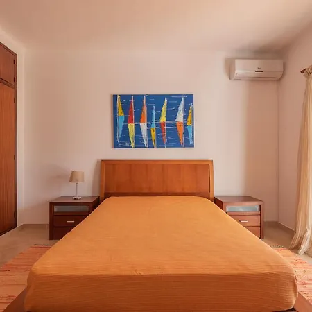 Gui Villa Albufeira