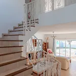 Gui Villa Albufeira
