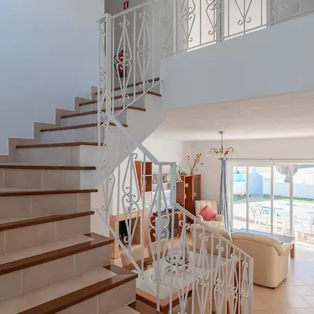 Gui וילה אלבופיירה